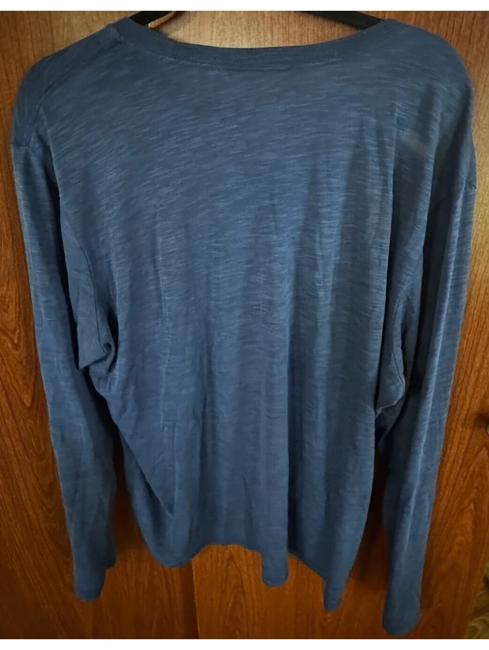 Nike Dri-FIT Mens XL Blue Long Sleeve T Shirt Big Swoosh Athletic Cut AV5398